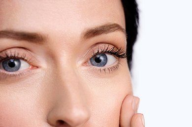 huidverzorging-wat-is-het-verschil-tussen-een-crème-en-een-serum