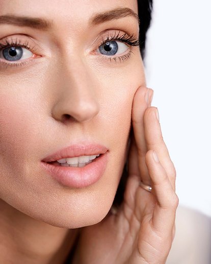 soins-anti-âge-quelle-est-la-différence-entre-une-crème-et-un-sérum